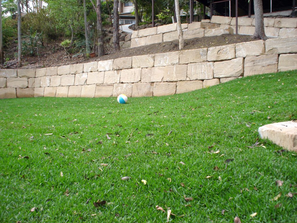 Boulder & Stone Walls