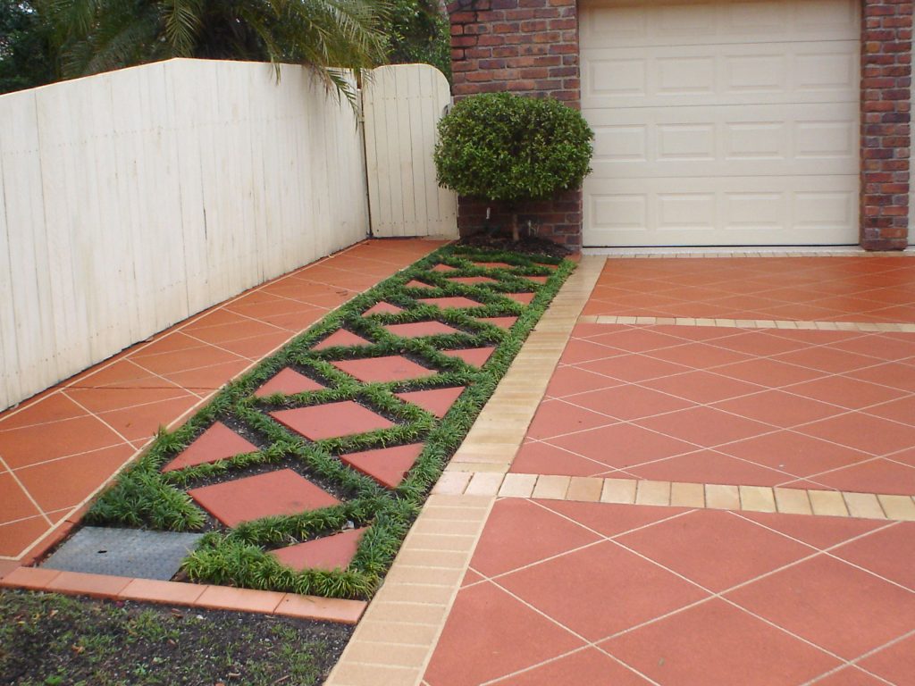 Paving & Pool Surrounds